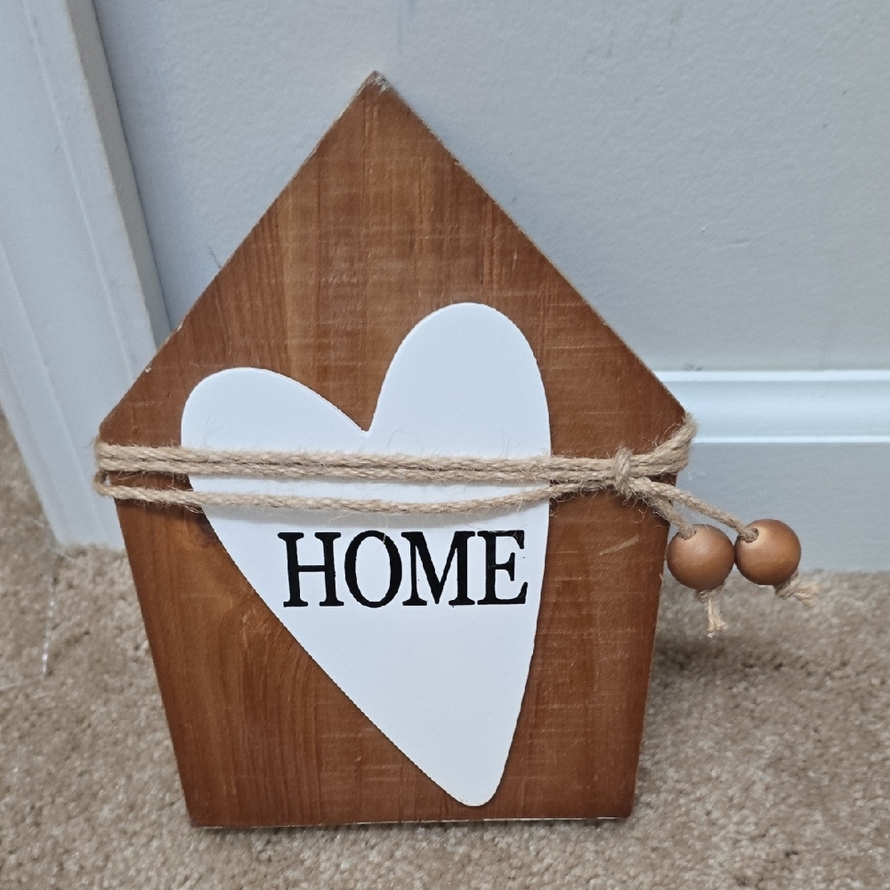 Wooden Home Decor with Heart Design